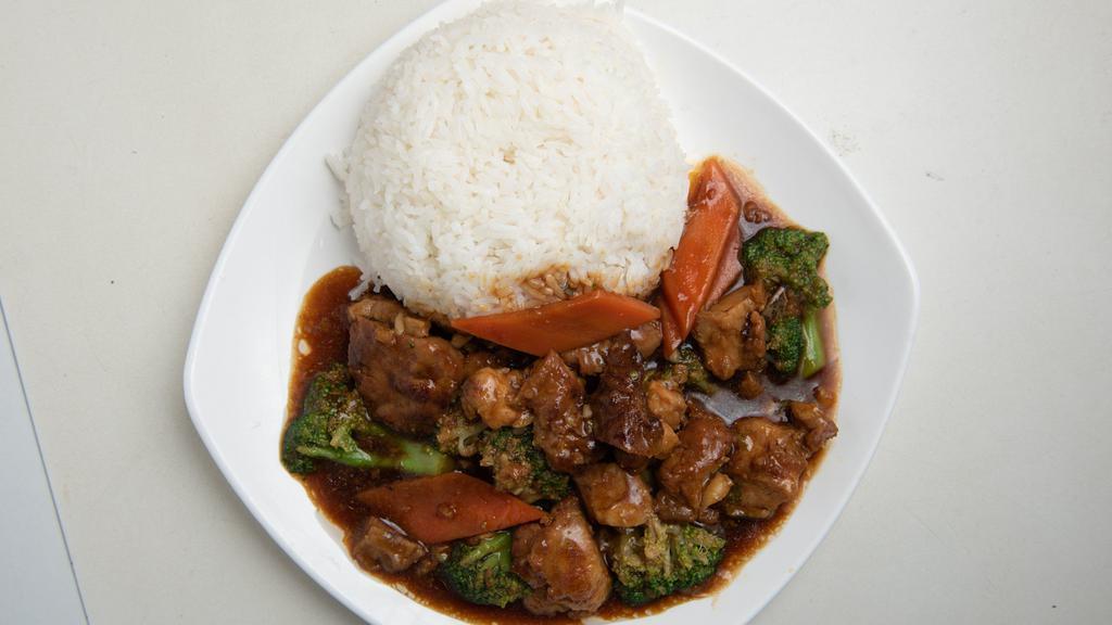 Chicken With Broccoli On Rice · 