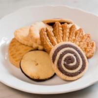 I Biscotti · a selection of housemade cookies