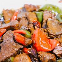 青椒牛 Pepper Steak · sliced beef w. red&green pepper