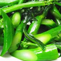 蒜炒唐芥兰 Stir Fried Chinese Broccoli With Garlic · Vegetarian. Served with your Choice of white or brown rice.