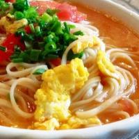番茄煎蛋面 Tomato Egg Noodle Soup · 