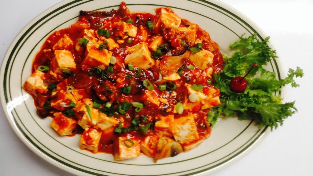 Szechuan Style Tofu 마파두부 · Stir-fried ground pork and vegetable with Tofu in Spicy sauce.