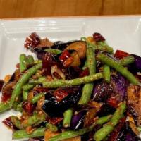 茄角之恋 Stir-Fried Eggplant And Green Beans · 