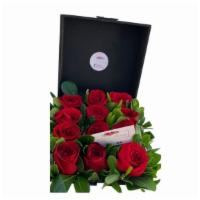 1 Dozen Red Roses · 1 dozen red roses in a box.