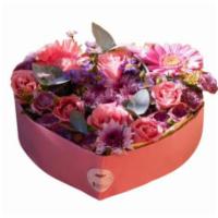 Flower Variety · Variety of flowers on a heart box.