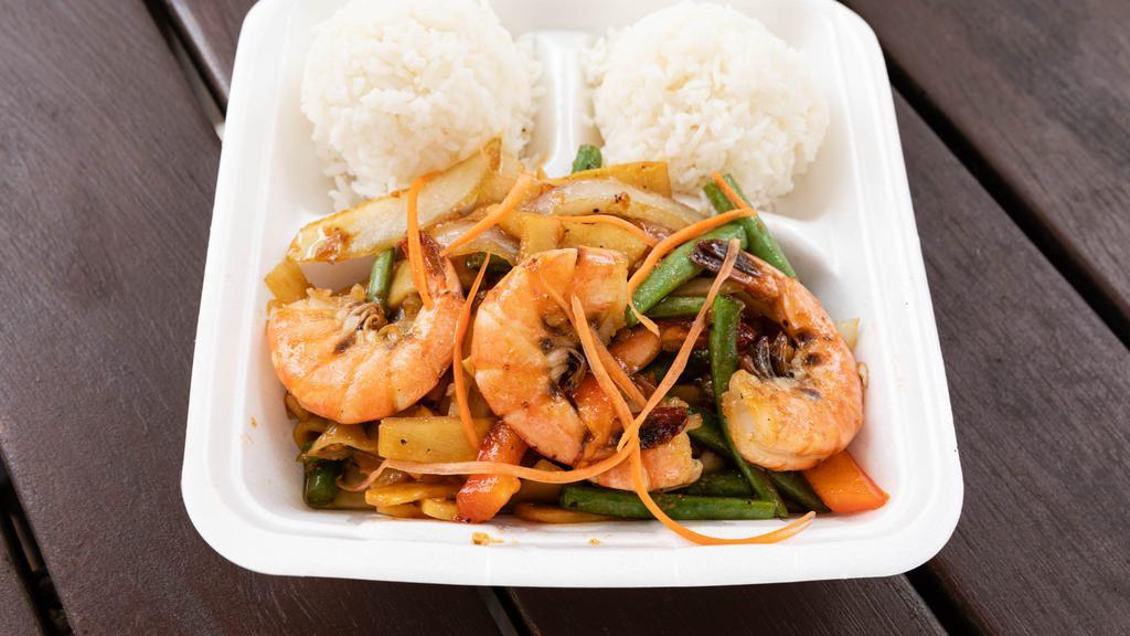 Stirfry Shrimp With Rice · RED BELL PEPPERS, ROUND ONION AND 6 SHRIMP STIR FRIED IN THAI SEASONING