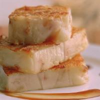 Chinese Turnip Cake 萝卜糕 · Shredded chinese turnip/daikon, preserved chinese sausage, dried shrimp, and aromatic herbs ...