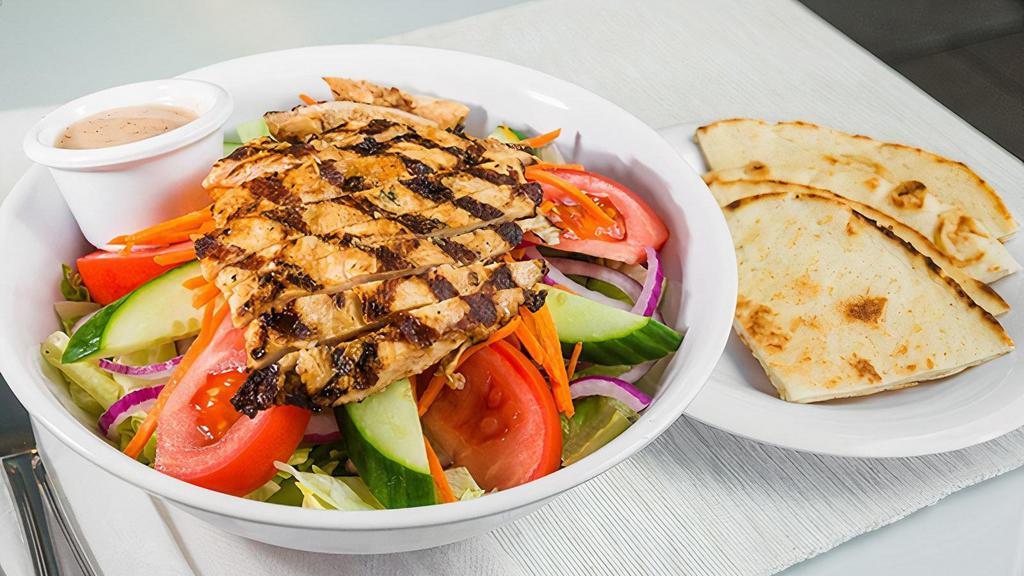L16 Garden Salad With Gr Chicken · Garden Salad with Grilled Chicken, Regular Toasted Pita and choice of dressing