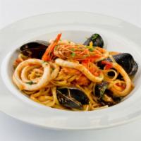 Mussels Marinara · Sweet and rich mussels cooked in a tomato sauce, served over Customer's choice of pasta.