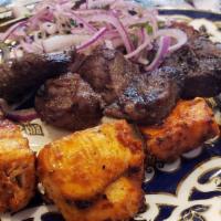 Lulya-Kebab · Lamb, onion, spices.