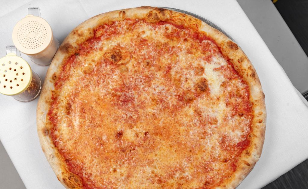 New York Style · 18'' new York style pizza.