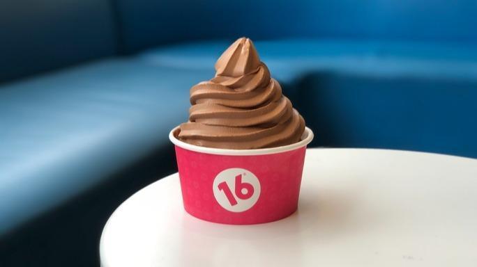 Chocolicious · Classic and creamy chocolate frozen yogurt made with real cocoa