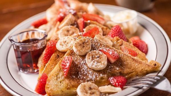 French Toast Platter · Comes with powdered sugar, & butter on top, and side of syrup.