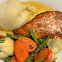 Salmon With Steamed Vegetables & Mashed Potato · 