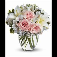 Arrive In Style · This beautiful bouquet will most certainly arrive in style! Ready for the runway, as it were...