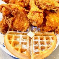 4 Waffle With 15 Pieces Of Chicken & 4 Sides · 