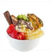 Twix Fruit Salad · Pineapple, Banana, Strawberry, Kiwi, Apple, Ice Cream, Ashta and Twix topped with Nutella