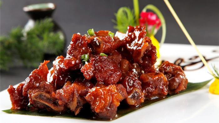 Chicken Or Beef With Orange Flavor · Marinated beef or chicken fried or crispy then sauteed with orange special sauce.