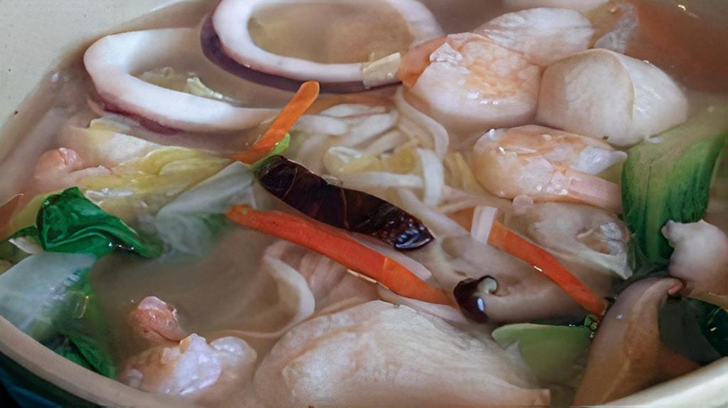 Seafood / 海鮮湯 · Noodle, vermicelli, rice noodle, and flat rice noodle.