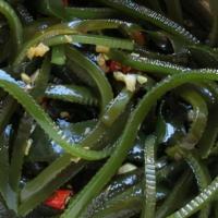 Shredded Seaweed / 拌海帶絲 · 