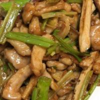 Dried Bean Curd And Chinese Celery With Chicken 中芹香干雞 · 