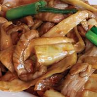 Beef With Bamboo Shoots 筍尖牛肉絲 · 