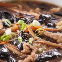 Hot And Sour Soup / 酸辣湯 · Spicy.