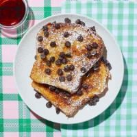 Le Chocolate Chip French Toast · Sometimes you're feeling fancy, and other times you just want it simple. Classic French toas...