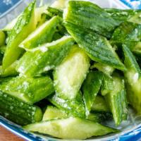 蒜泥黄瓜Marinated Cucumber · Specially cut cucumber, vinegar and mustard.