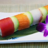 Rainibow Roll · carb,avocado,cucumber,top with salmon,tuna,white fish,avocado.