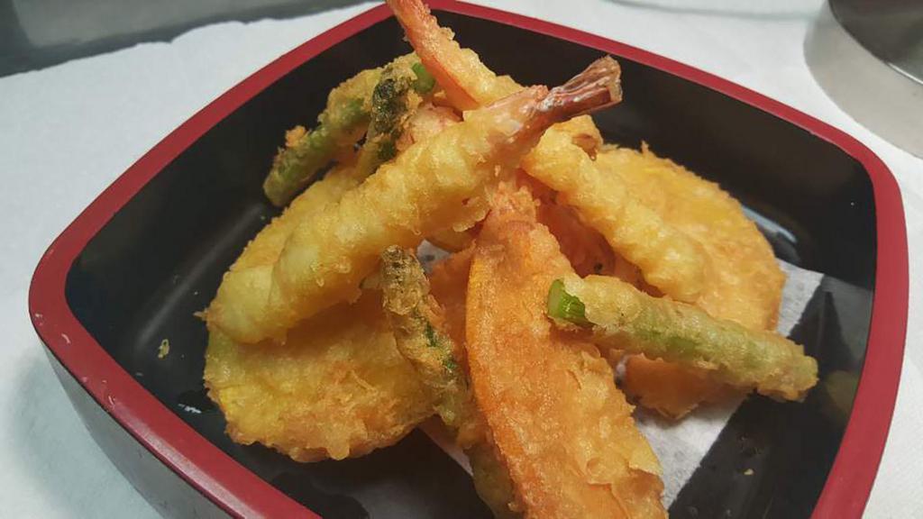 Tempura Appetizer · Batter fried shrimp or chicken and vegetable.
