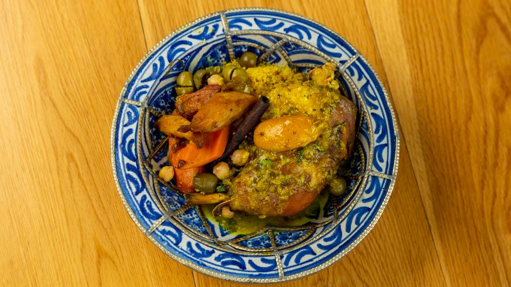 Chicken Tagine
 · Slow cooked chicken in a blend of herbs & spices with, vegetables, preserved
lemon and olives, served with couscous