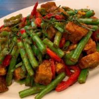 Pad Prig King · Bell pepper long hot and string bean. Medium spicy.