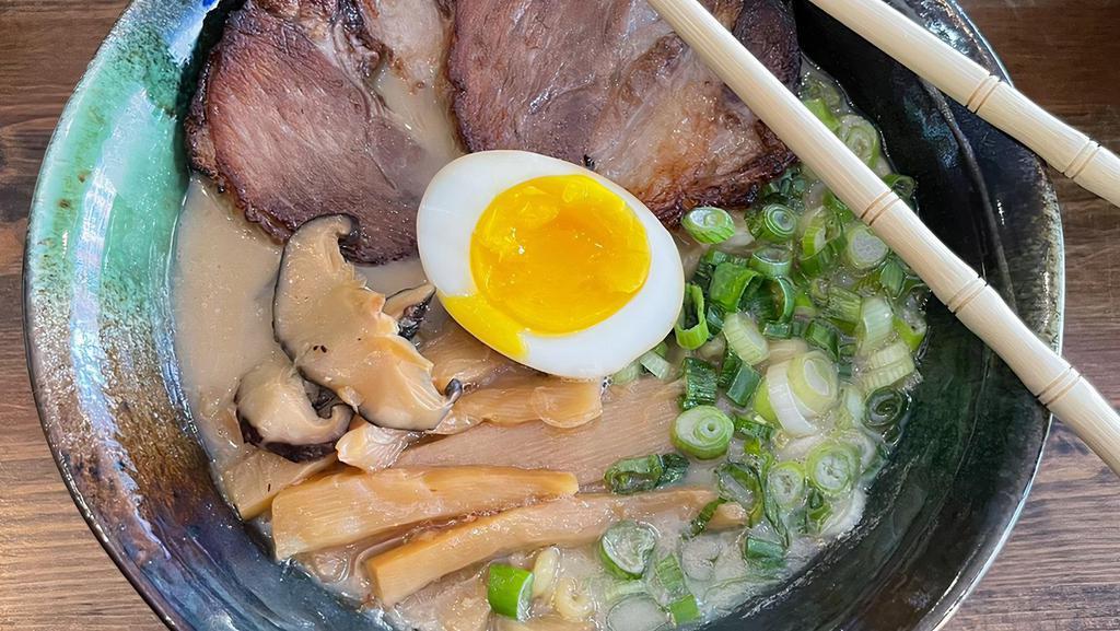 Link Tonkutsu Ramen · Classic style pork bone stock soup with chachu, boiled egg, scallion, bamboo shoots