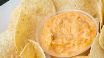 Large Chips And Queso 8Oz · 