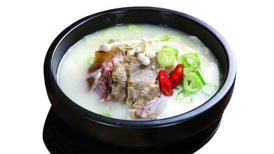 Sul Lung Tang Soup · Prime beef brisket soup with thin noodles.