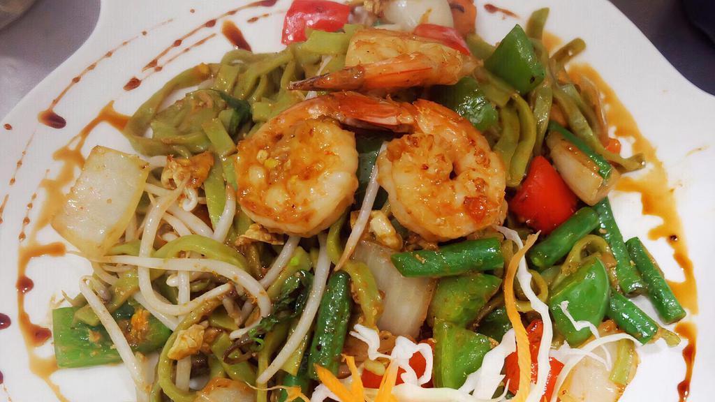 Spicy Green Noodle · Spicy. Sautéed vegetable noodle with egg, basil, bell pepper, bean sprout, and green curry sauce.
