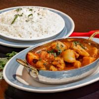 Aloo Gobi · Fresh cauliflower and potatoes cooked to perfection along with tomatoes and herbs.