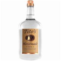 Tito'S · 1.75l vodka, 40.0% abv.