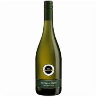 Kim Crawford Sauvignon Blanc · 750ml white wine, 13.8% abv.