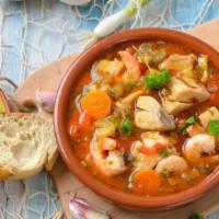 Sopa De Mariscos /  Steamed Seafood Soup · 