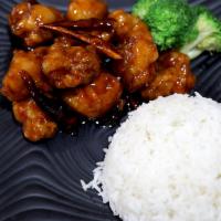 General Tso'S Chicken (左宗雞) · Spicy. 辣.