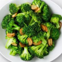 Sautéed Broccoli With Garlic 花椰菜 · 