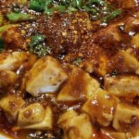 Mapo Tofu / 麻婆豆腐 · Spicy.