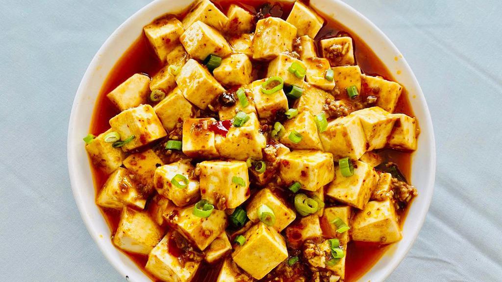 Ma-Po Tofu 麻辣脑花豆腐 · Spicy.