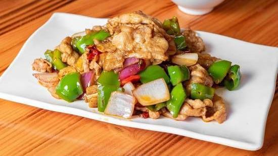Chengdu'S Pork Belly / 成都小炒肉 · Medium spicy. Bell pepper, hot green pepper, onion.