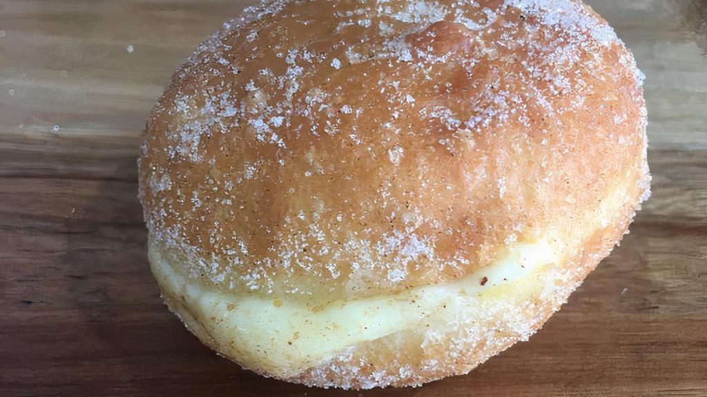 Bola De Berlim - Creme De Pasteleiro · Traditional Portuguese Donut filled with Vanilla Custard