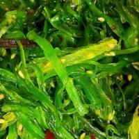 Seaweed Salad 海菜沙拉 · 
