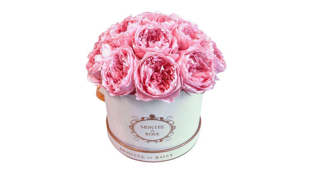 White Peony Dome · Peonies are seasonal and only bloom from may to June, but now they're available all year long. We have limited stock. Peonies have various shade ranges, no two are the same.