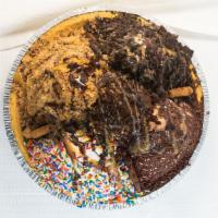 Sampler Pie · Five flavors with five toppings (van, choc, reeses, coffee, cookies 'n cream with oreos, pb ...